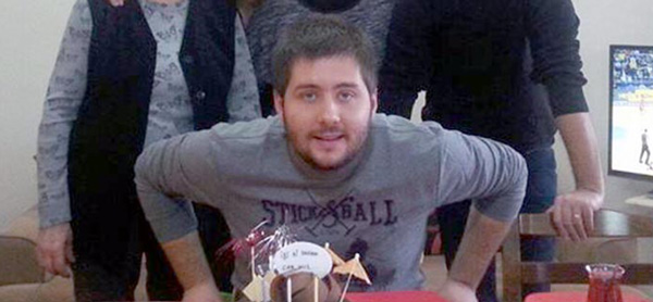 7'nci Kattan Ölüme Atladı...