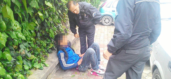 Sokakta Çakmak Gazı Krizi