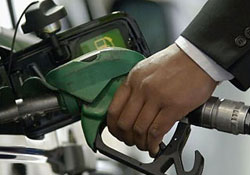 Petrol 101 dolara indi