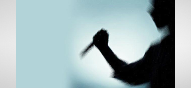 Kavgayı Ayırırken Bıçaklandı