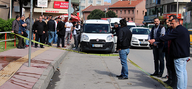 Minibüs Durağında Kavga:3 Yaralı