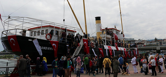 Samsun'da Bandırma Müze Gemisi'ne Ziyaretçi Akını