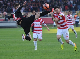 FUTBOL KURALLARI DEĞİŞTİ, İŞTE YENİ KURALLAR !