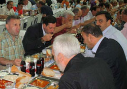 Tok, esnaf ve meslek odaları ağırladı