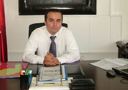 Kaymakam  göreve başladı