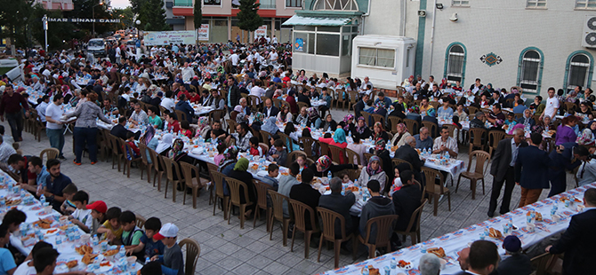 ATAKUMLULAR İFTARDA BULUŞUYOR