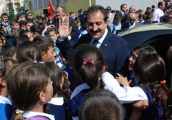 Öğrenciler Vali'yi sevdi