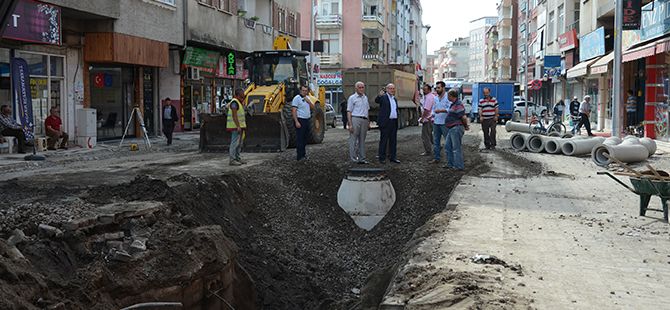 Belediye Başkanı Kul Çalışmaları İnceledi