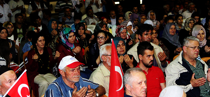 Kavaklılar Demokrasi Nöbetinde