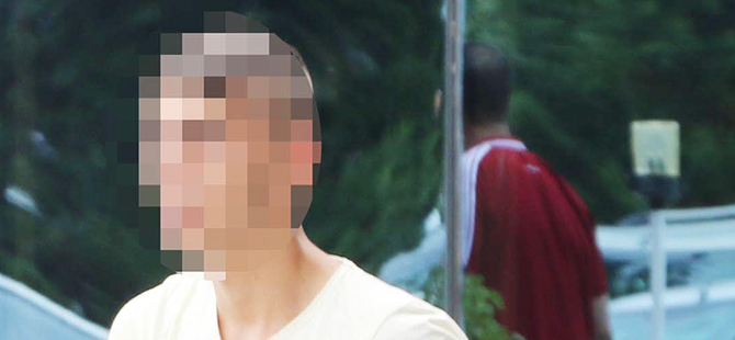 ARKADAŞINI BIÇAKLADI