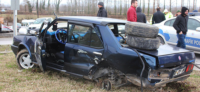 OTOMOBİL KAZASI 1 ÖLÜ