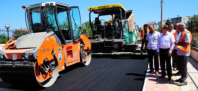 ASFALT ÇALIŞMALARINDA HIZ KESMİYOR