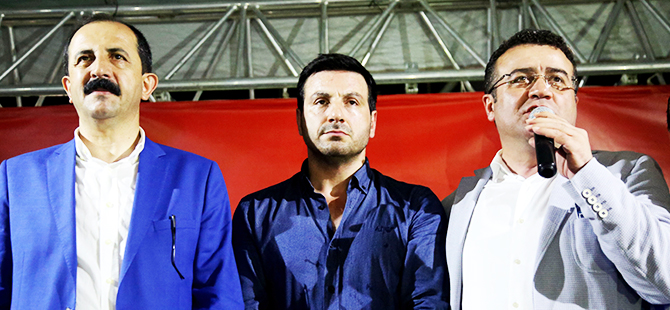 Susan Sanatçılara Tepki