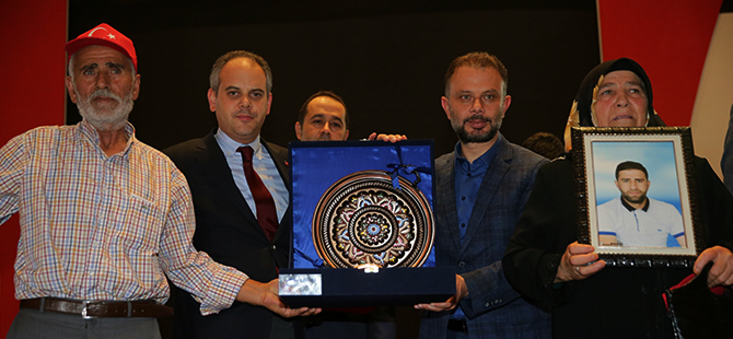 İÇİMİZDEKİ KAHRAMANLAR