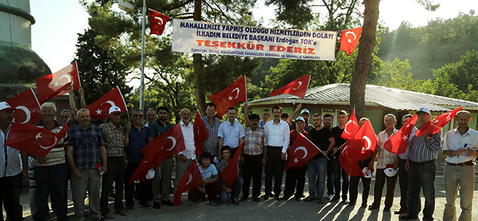 TÜRK BAYRAKLI KARŞILAMA