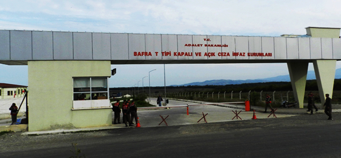 Cezaevinden izinli çıkan iki mahkum firar etti