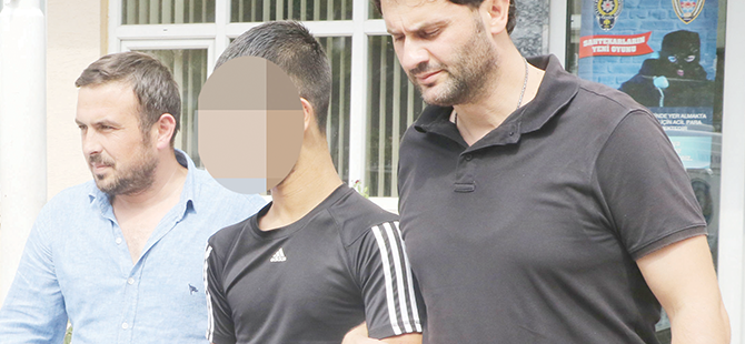 BIÇAKLI SALDIRGAN YARALANDI