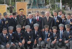 Gaziler Amasya'da anıldı