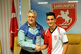 SAMSUNSPOR'DA BİR İMZA DAHA