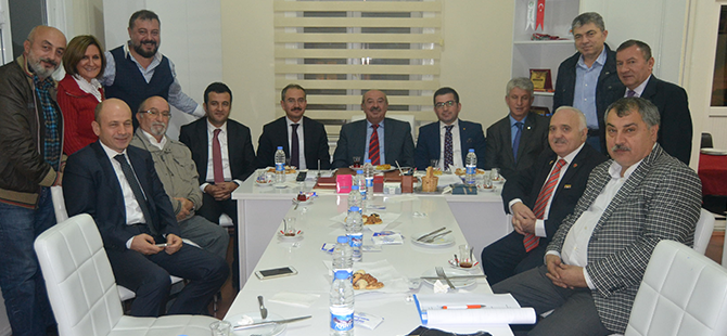 ÇARŞAMBALILAR BİR ARADA