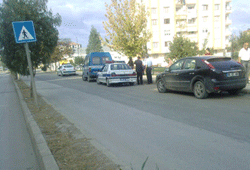 Belediyenin aracıyla kaza yaptı