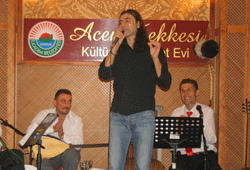 Kekilli, tekkede dinlendi