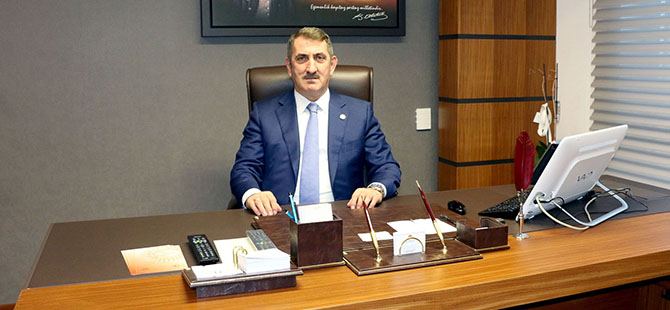 ÖĞRETMENLER GÜNÜNÜ KUTLADI