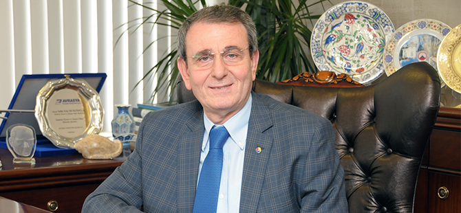 ÖĞRETMENLER BAŞ TACIDIR