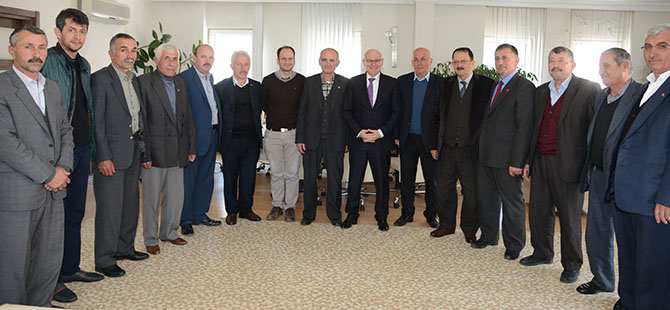 MUHTARLARI AĞIRLADI