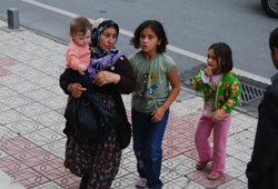 Çocuklarına sahip çıkmadı