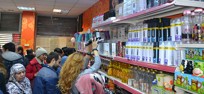 MAĞAZA AÇILIŞINDA HIRSIZLIK