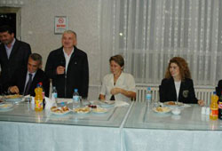 Valilik personeli iftarda buluştu