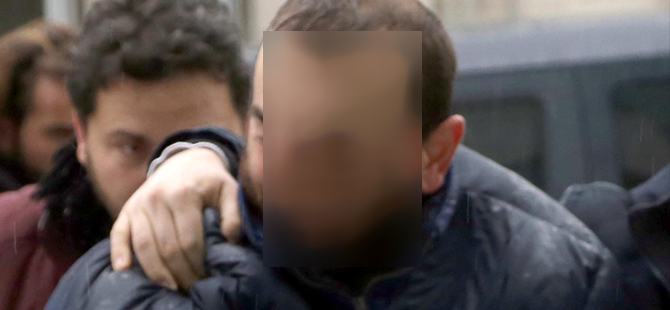 Uyuşturucu satıcısına suçüstü