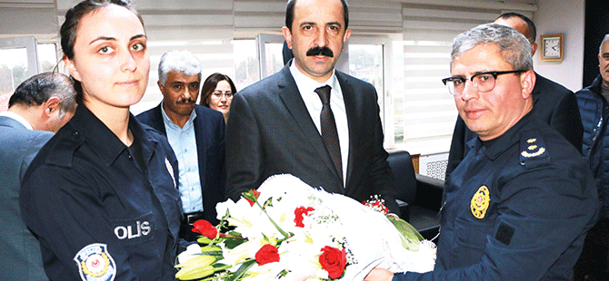 ‘İyi günde de kötü günde de Polisimizin yanındayız’