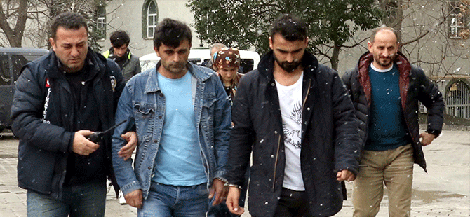 Fantazi yapalım' diyerek sopayla dövdü