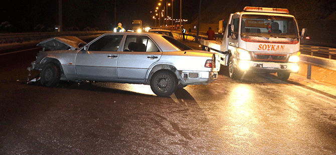 Samsun'da otomobil bariyerlere çarptı: 1 ölü, 1 yaralı