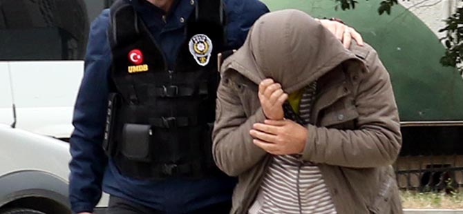 BONZAİLER İÇ ÇAMAŞIRINDA