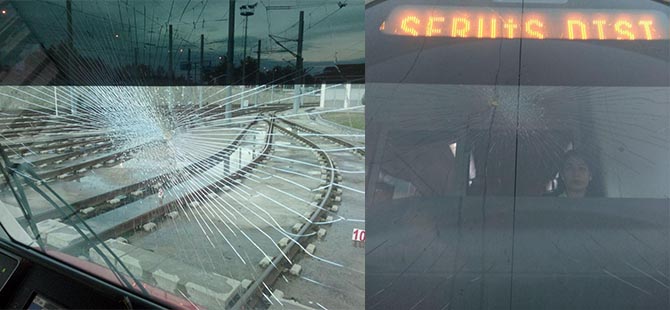 TRAMVAYLARA TAŞ ATTILAR