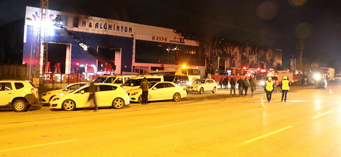 Cam ve alüminyun fabrikasında yangın