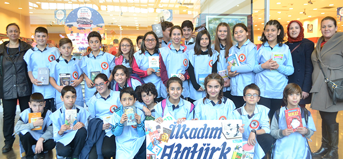 PİAZZA’DAN KİTAP OKUMAYI SEVDİRECEK ETKİNLİK