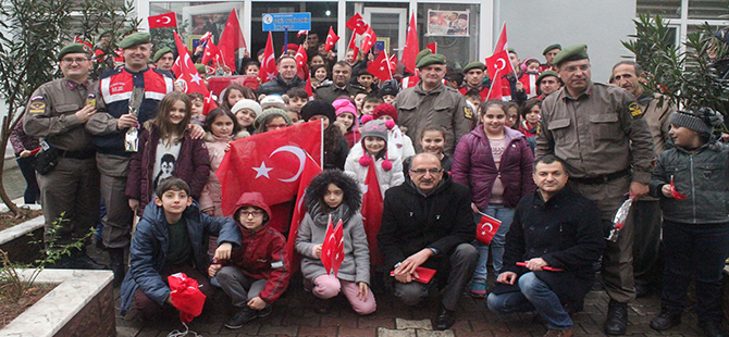 ÖĞRENCİLERDEN JANDARMAYA ZİYARET