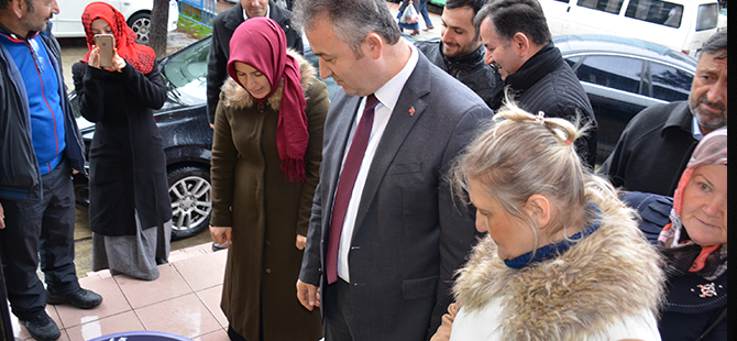 AK KADINLARDAN HALEP’E YARDIM KERMESİ