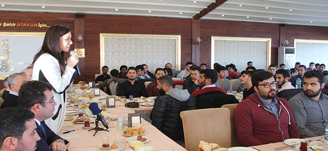 KARAASLAN YABANCI ÖĞRENCİLERLE BULUŞTU