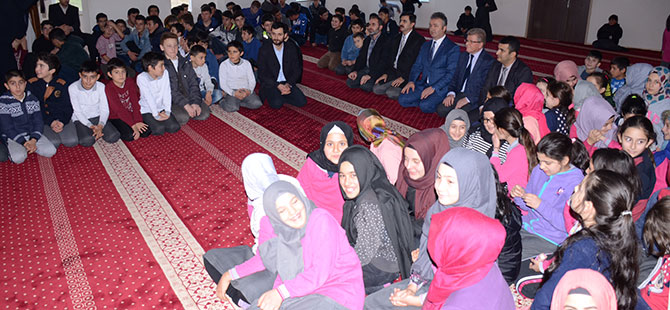 "Başkan Topaloğlu Kariyer Günlerinin 2.sine Katıldı."