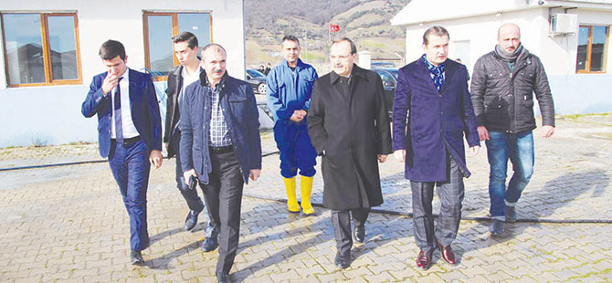 TESİSLERİ BİRLİKTE GEZDİLER