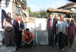 Kızılay'dan mağdurlara destek