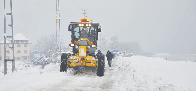 Terme Belediyesi karla mücadele çalışmaları