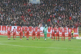 ÖZKÖYLÜ'DEN FUTBOLCULARA İZİN