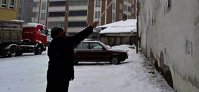 Buz sarkıtı ve çatılardaki kar birikintilerine karşı uyarı
