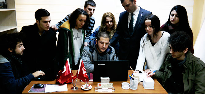 CHP'li Gençler Sosyal Medyada İddialı